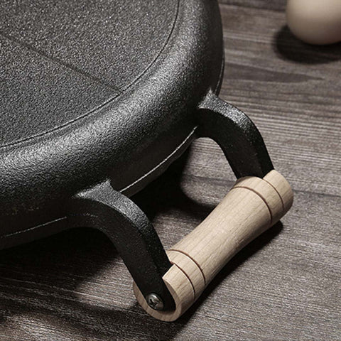 31cm Cast Iron Frying Pan With Wooden Handle